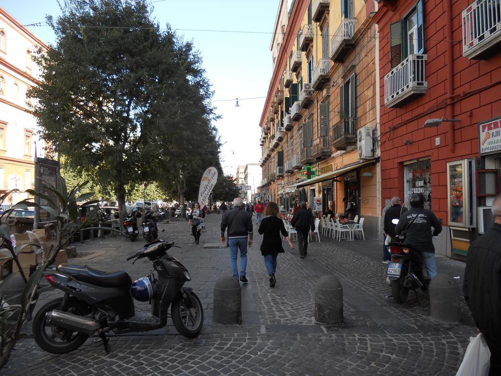 B&B Ingiropernapoli Экстерьер фото
